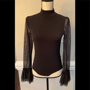 NWOT ZARA Top with Organza  size 8